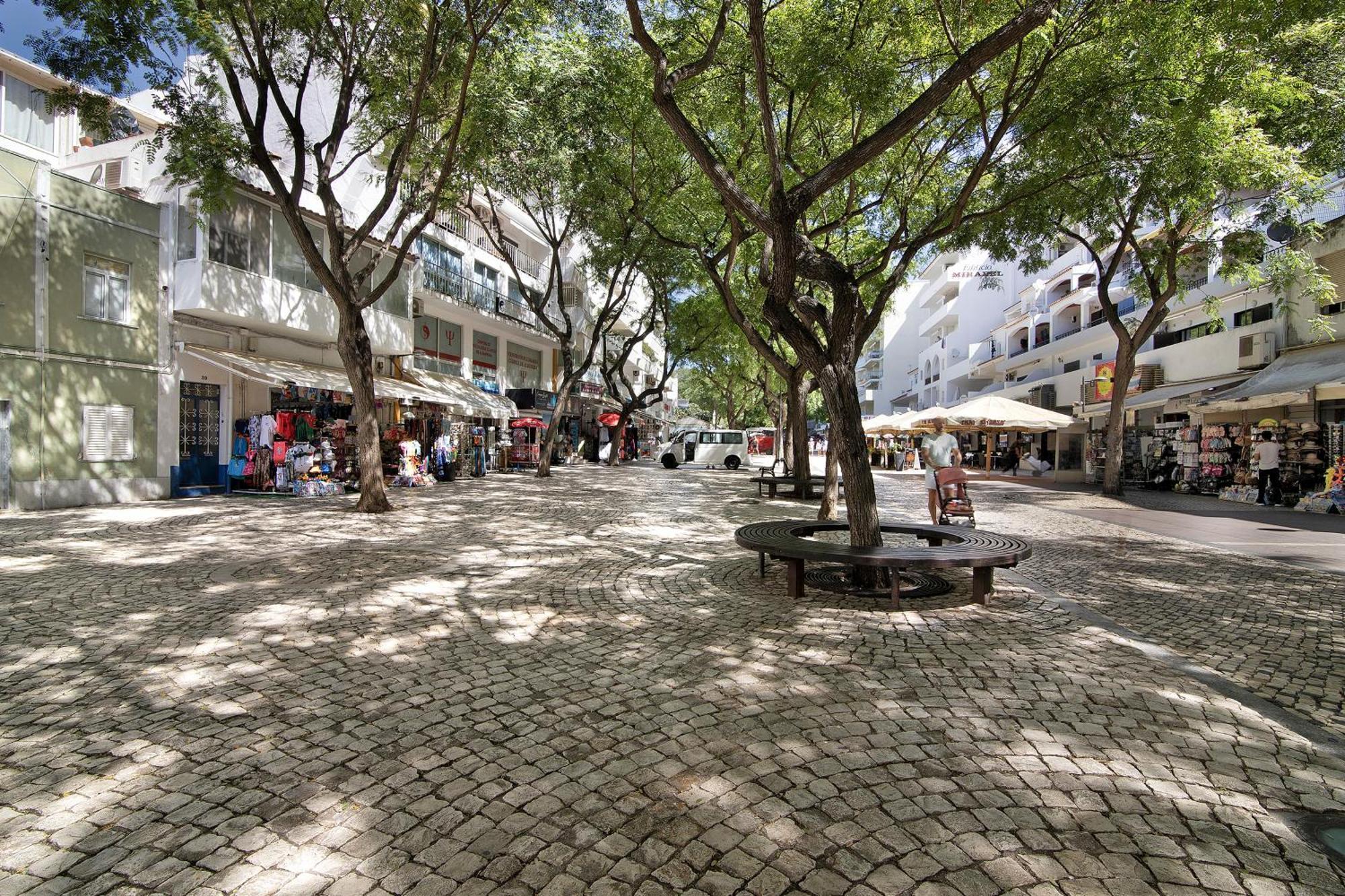 Hanna'S Sunny Apartment Albufeira Ngoại thất bức ảnh